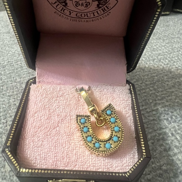 *VINTAGE* Juicy Couture Gold Plated Starter Charm Bracelet - Picture 3 of 11